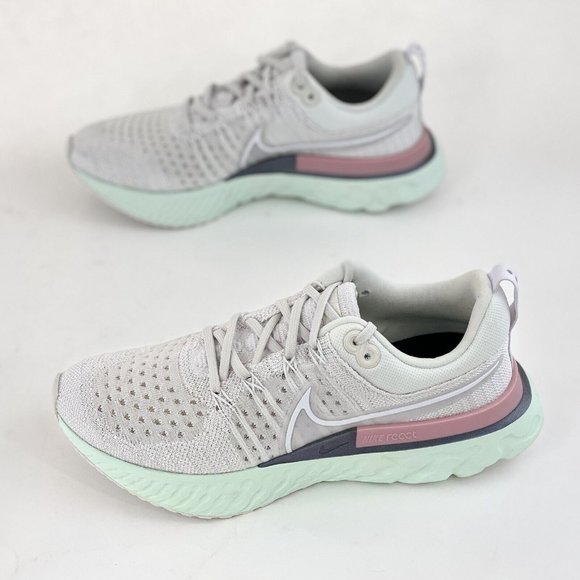 Nike React Infinity Run Flyknit 2 Green Gray Women's Sneakers Shoes NO SHOE BOX - Picture 3 of 12